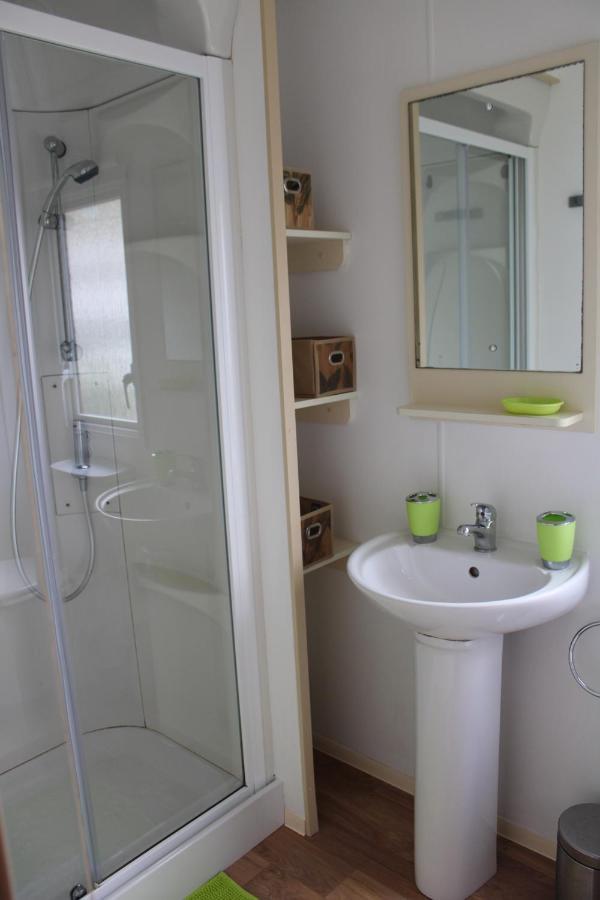 Mobil-Home Spatieux 8Pers - Brume Saint-Julien-en-Born Exteriör bild